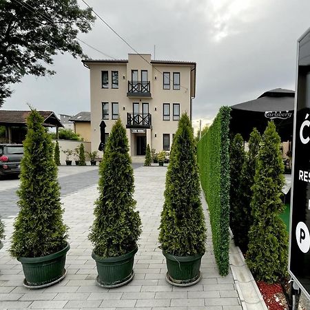 Caka Luxury Rooms & Restaurant Чуприя Экстерьер фото